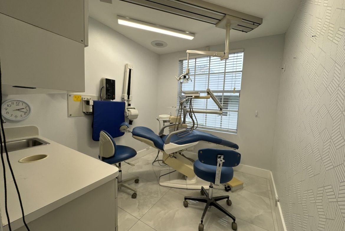 Coral Gables 4 Chairs Dental Practice 4 Sale