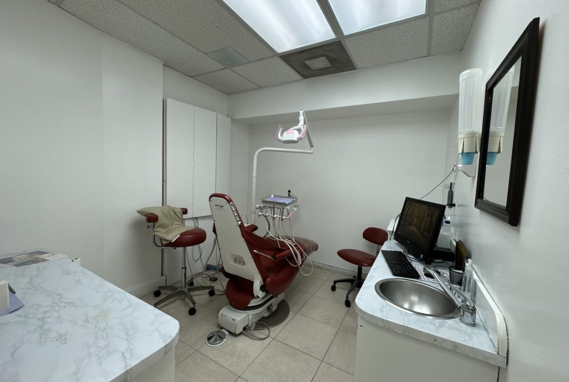 Coral Springs 7 Chairs Dental Practice