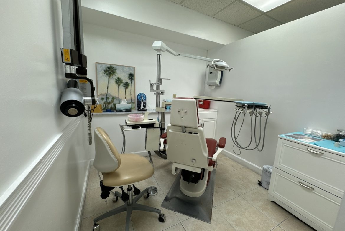 Coral Springs 7 Chairs Dental Practice for sale